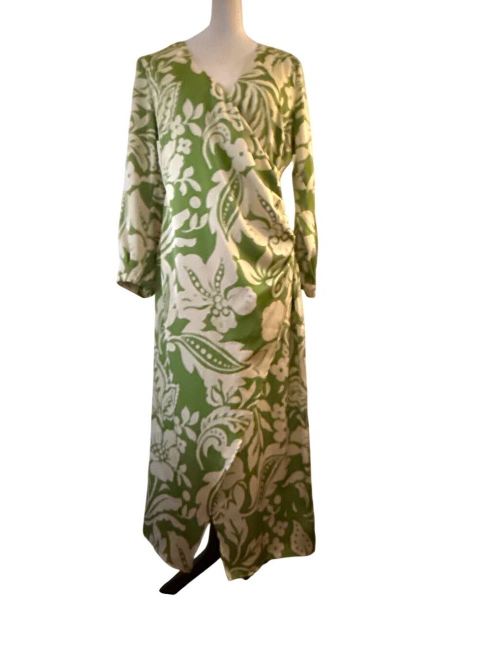 Zara Ecru and Green Printed Wrap-style Midi Long Sleeves V-Neckline dress Sz L